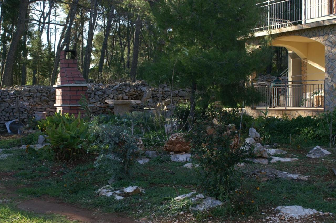Apartments With A Parking Space Mudri Dolac, Hvar - 4043 Vrbanj エクステリア 写真
